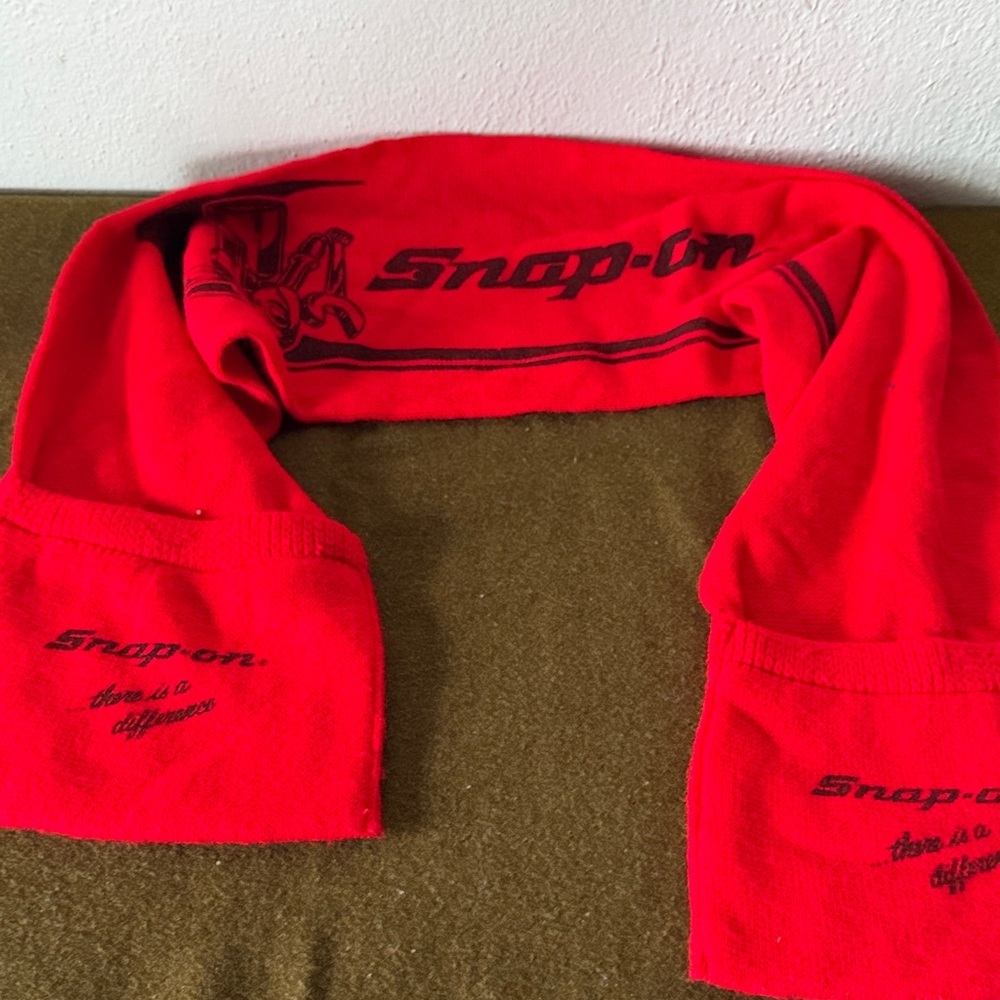 Snap-On Scarf with Pockets